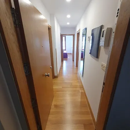 Luminoso Piso Con Terraza Y Aparcamiento Ess01636 דירה הונדאריבה